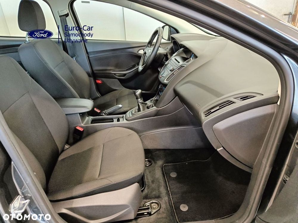 Ford Focus 1.6 Edition - 13