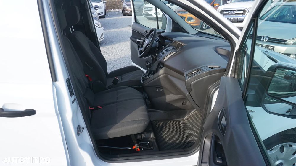 Ford Transit Connect - 9