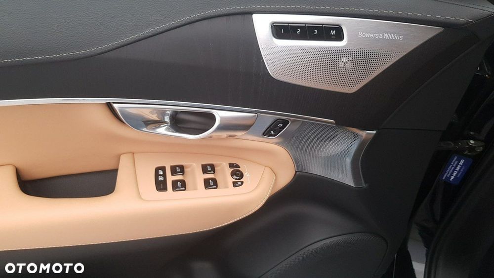 Volvo XC 90 - 20