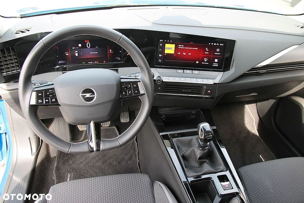 Opel Astra 1.2 T Edition S&S - 22