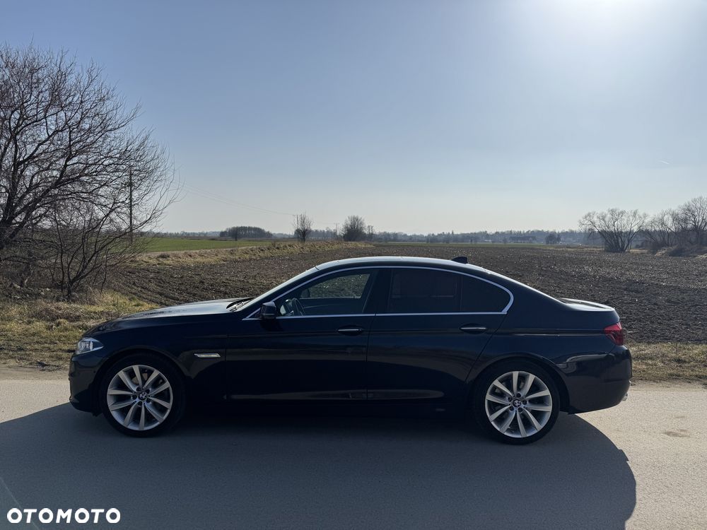 BMW Seria 5 520d - 5