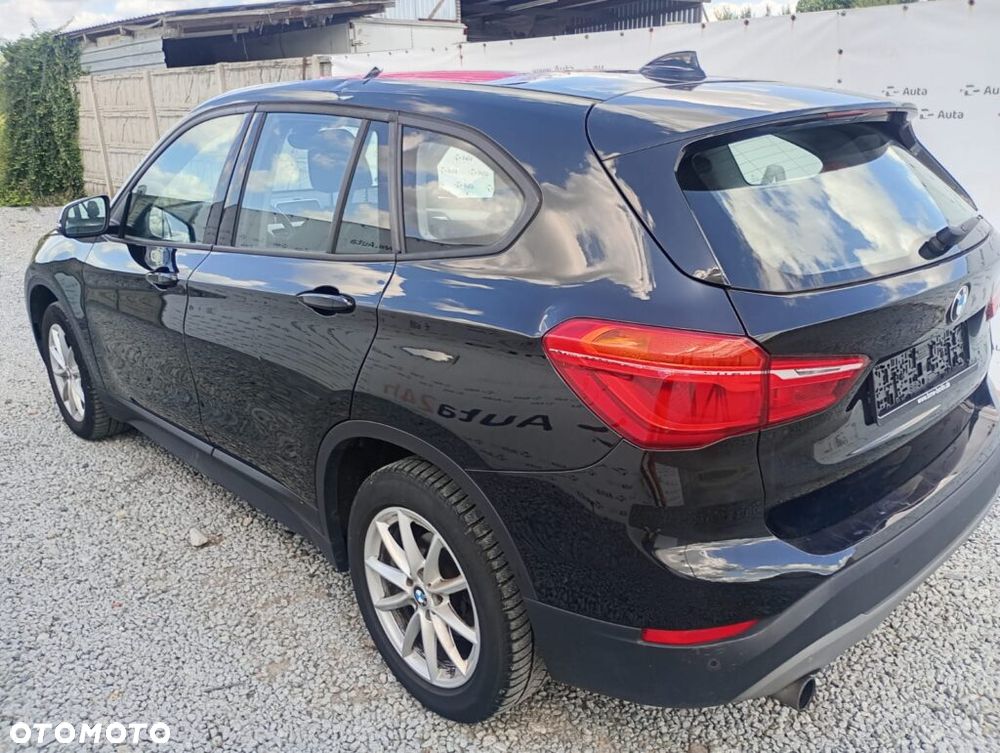 BMW X1 sDrive18i - 6