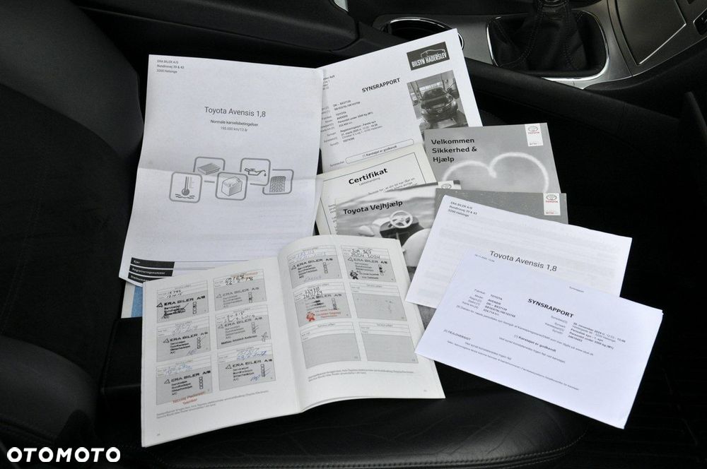 Toyota Avensis 1.8 Executive - 17