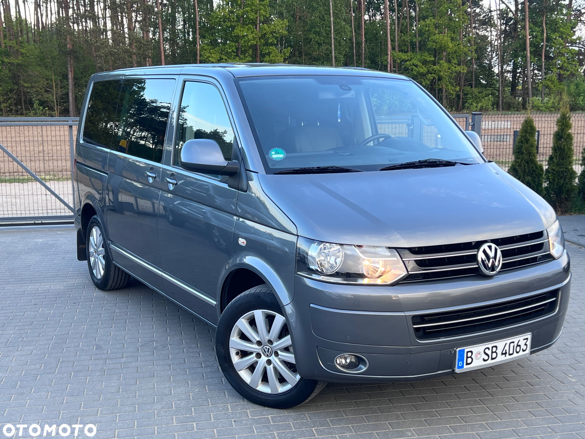 Volkswagen Multivan 2.0 BiTDI L1 Highline DSG - 27