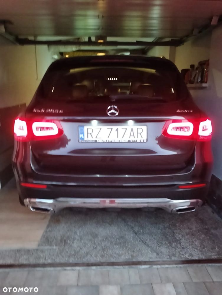 Mercedes-Benz GLC 200 d 4-Matic Business Edition - 16