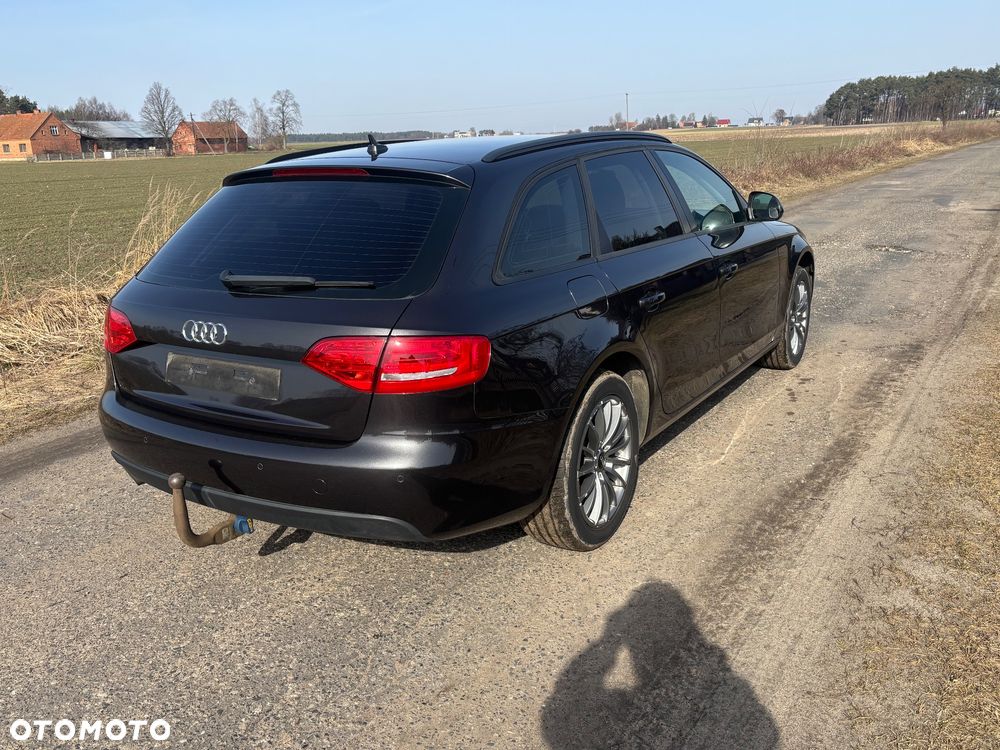 Audi A4 Avant 2.0 TDI DPF Ambition - 6