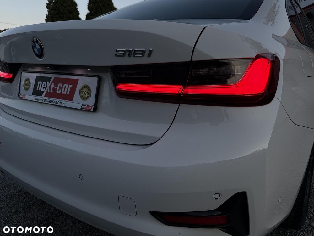 BMW Seria 3 318i Advantage - 15