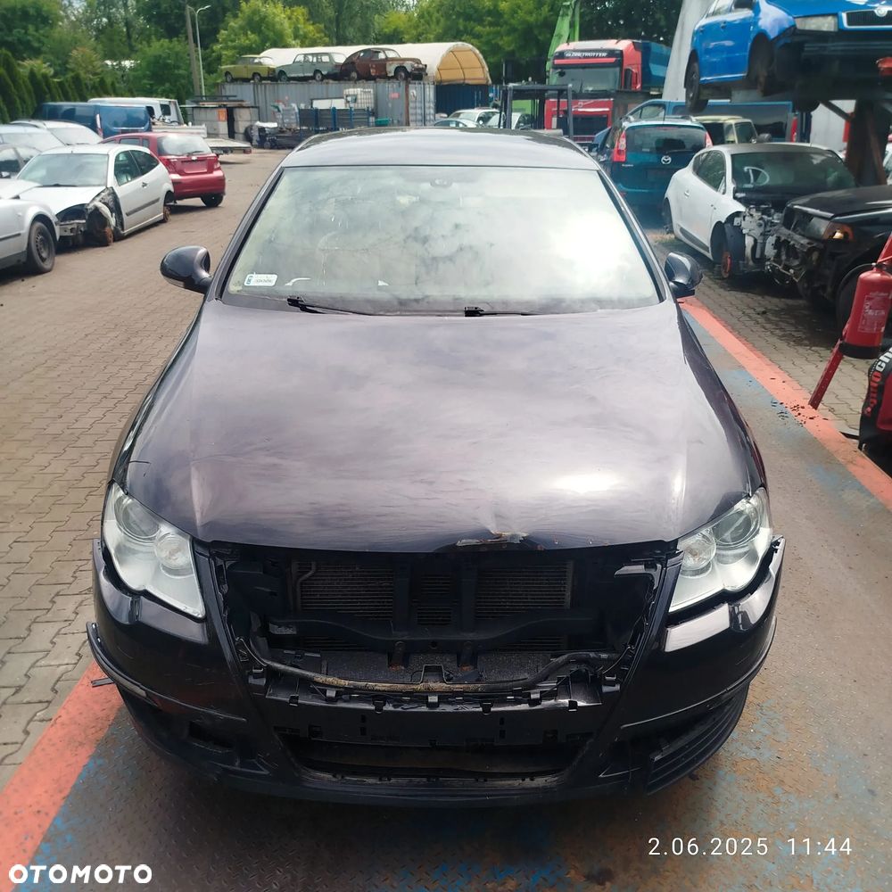 Volkswagen Passat B6 na części .