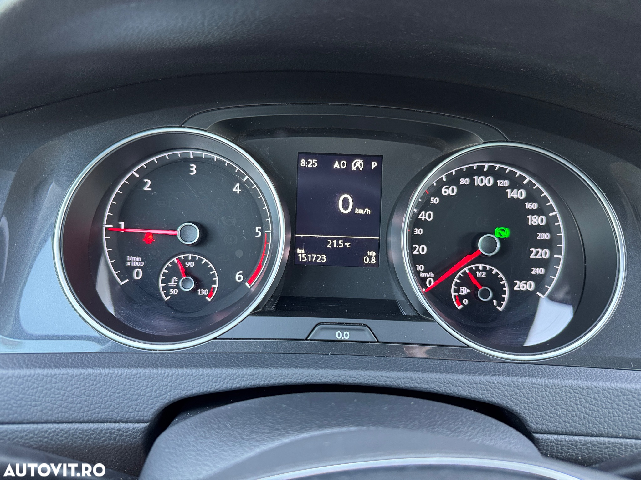 Volkswagen Golf 2.0 TDI DSG Style - 22