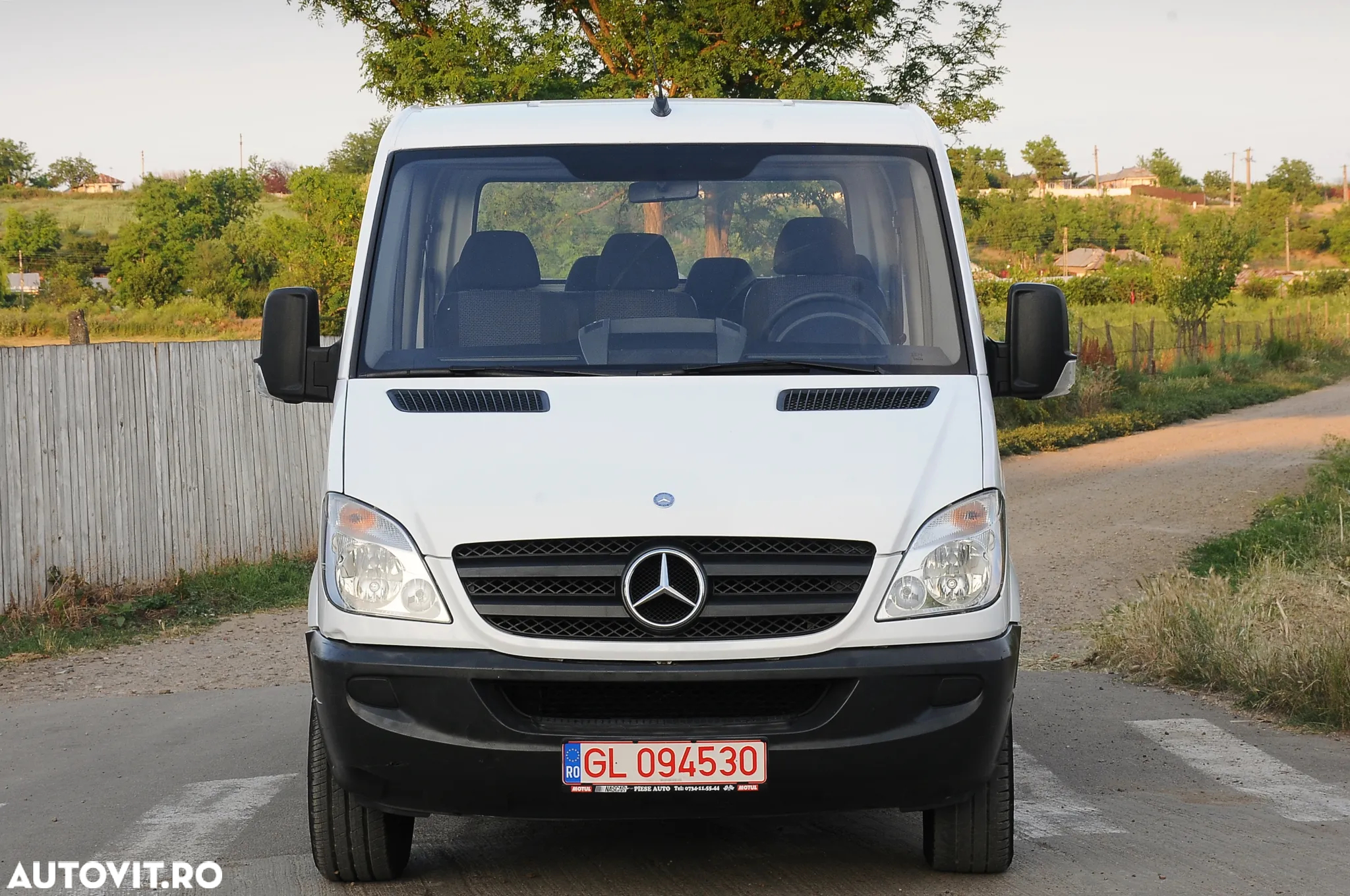 Mercedes-Benz Sprinter - 12