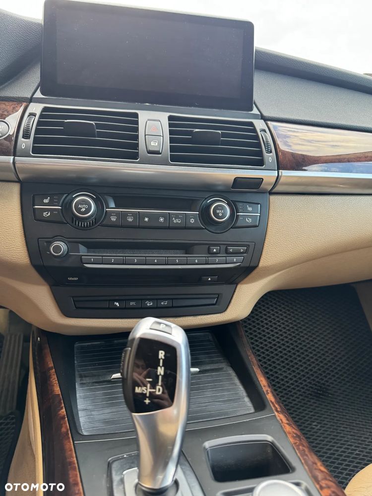 BMW X5 - 6