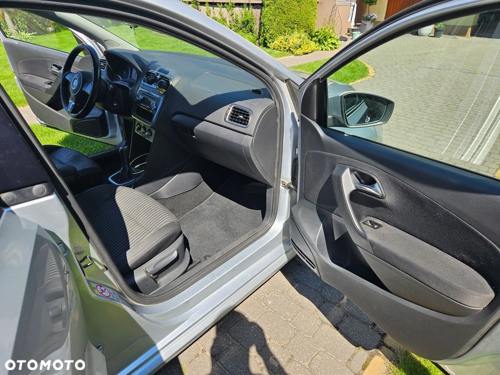 Volkswagen Polo 1.4 16V Trendline - 8