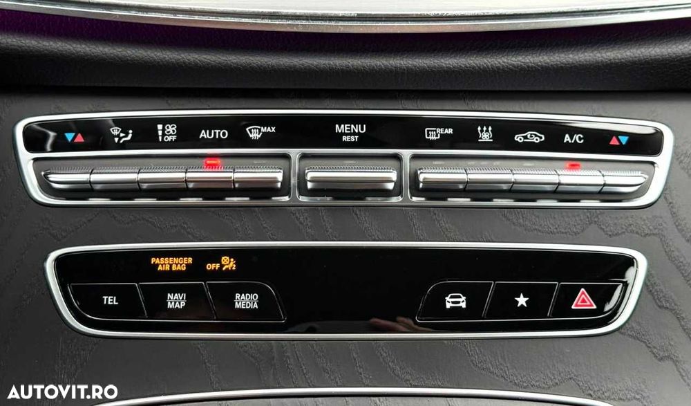 Mercedes-Benz E - 27