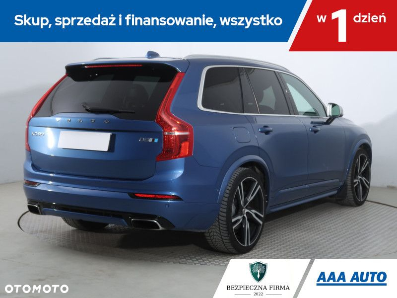 Volvo XC 90 - 6