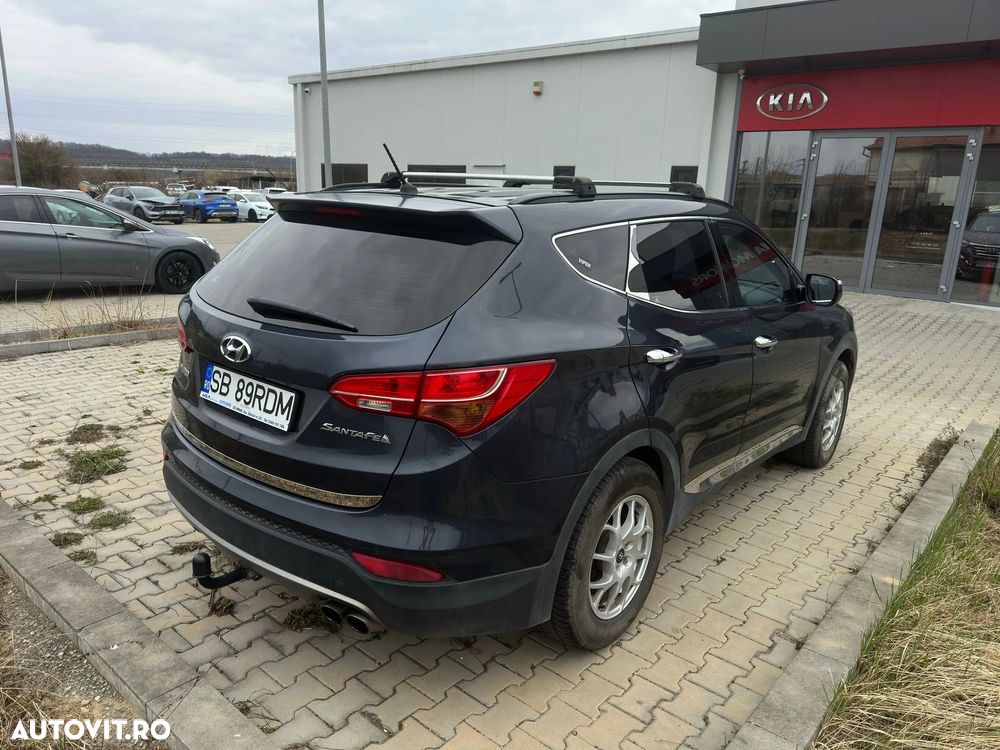 Hyundai Santa Fe - 3