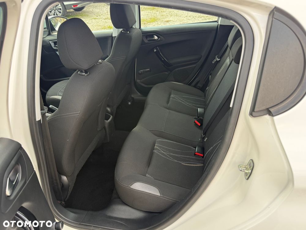Peugeot 208 1.4 HDi Active Pack - 14