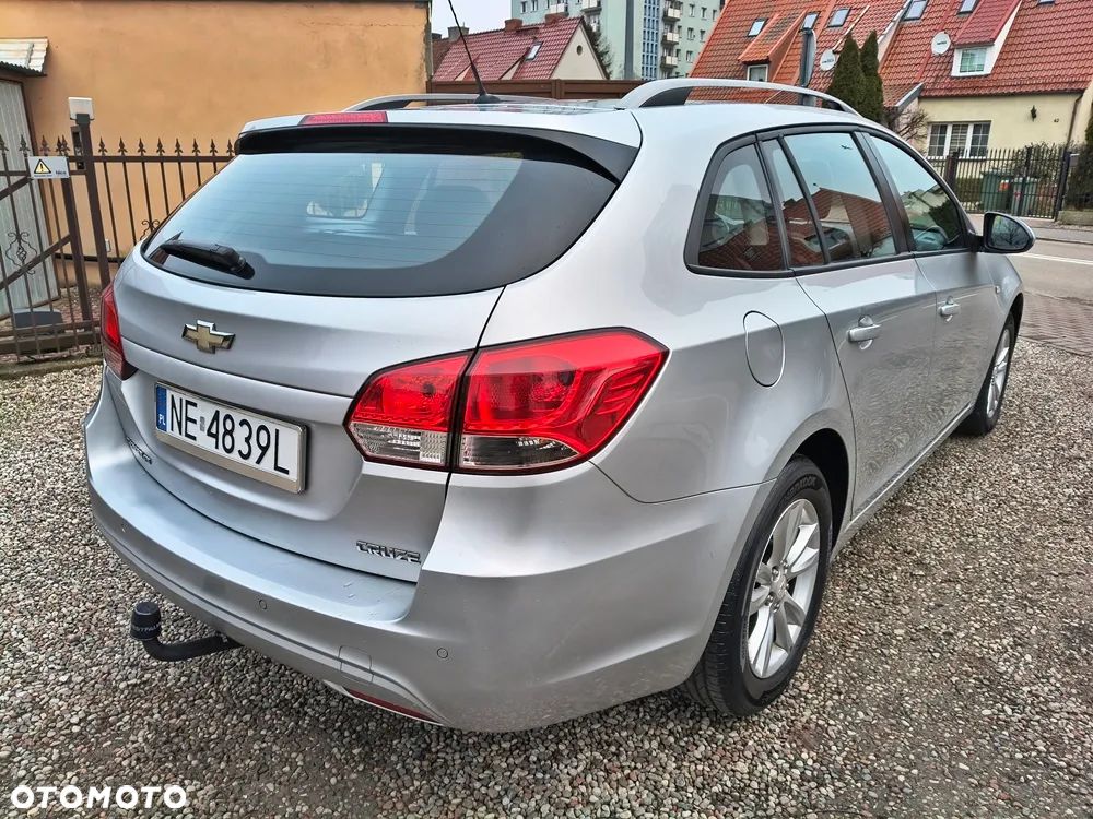 Chevrolet Cruze 1.6 LT - 12