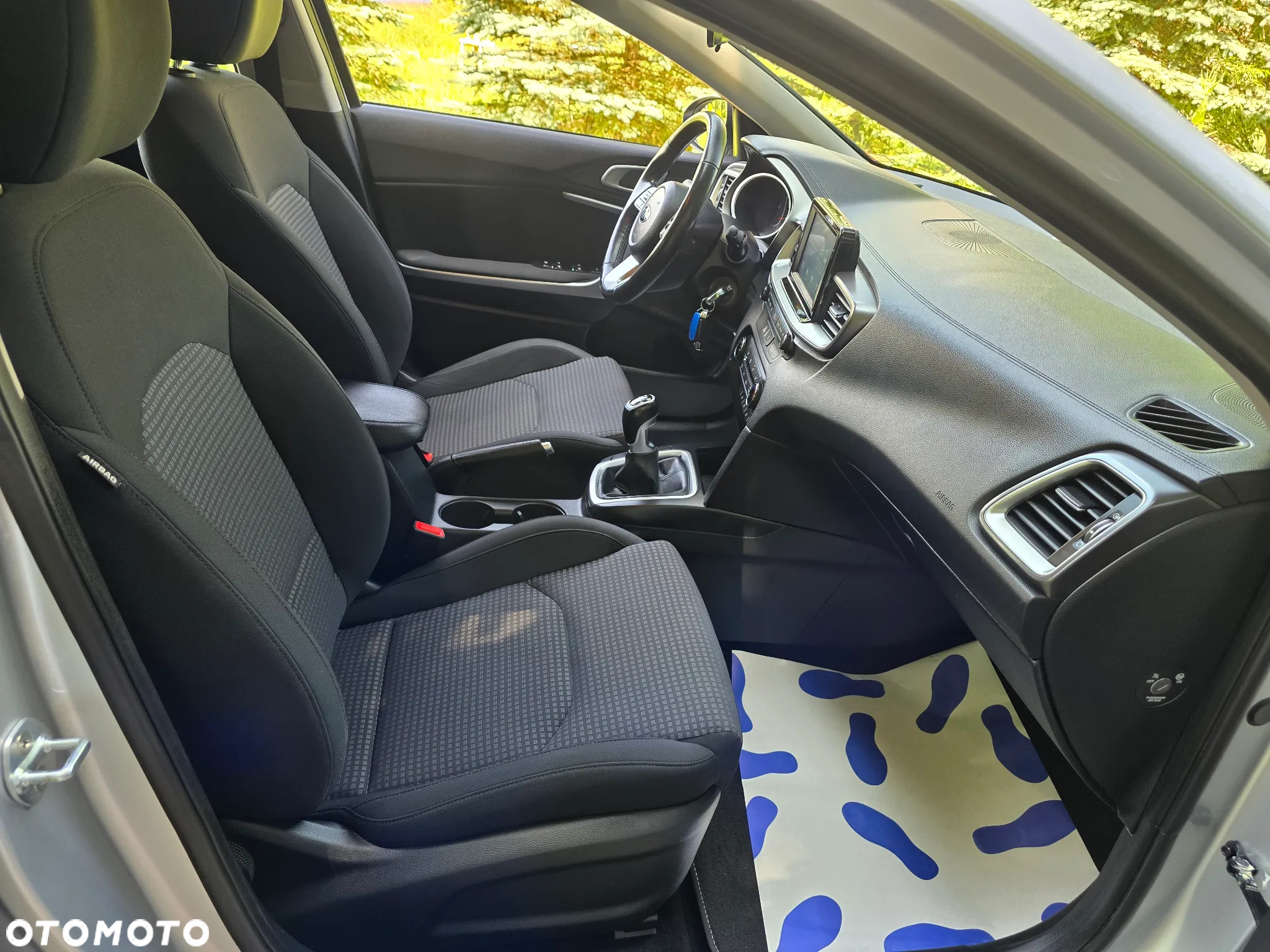 Kia Ceed 1.4 CVVT Fifa World Cup Edition - 25