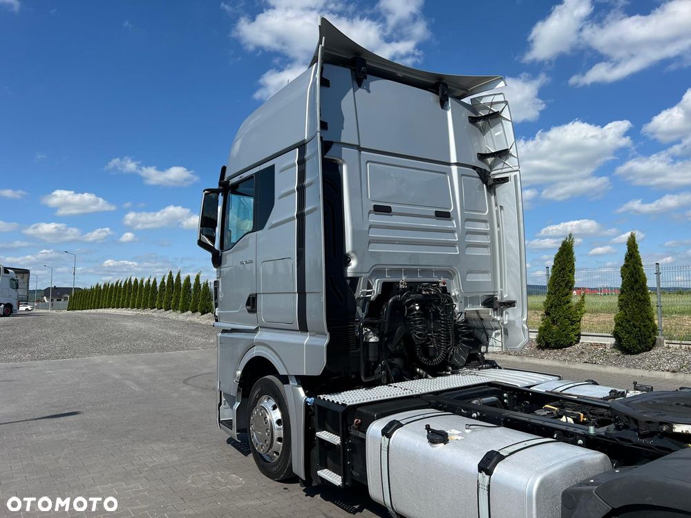 MAN TGX 18.510 / 2023 / INDIVIDUAL / SUPER STAN / RETARDER - 10