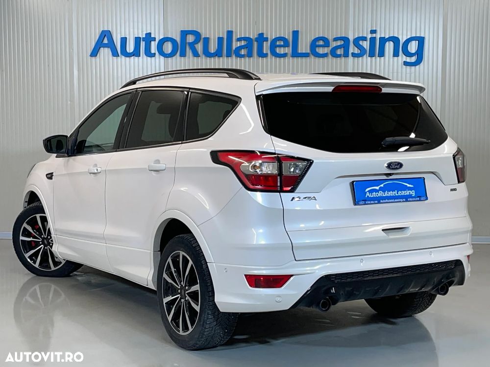 Ford Kuga 2.0 TDCi 4WD Powershift ST-Line - 3