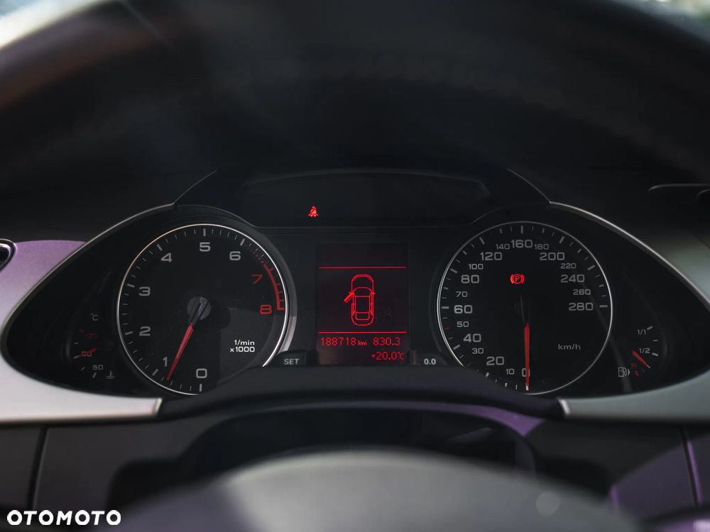 Audi A4 Limousine 2.0 TFSI S line Sportpaket (plus) - 19