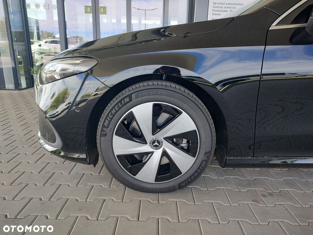 Mercedes-Benz CLA - 17
