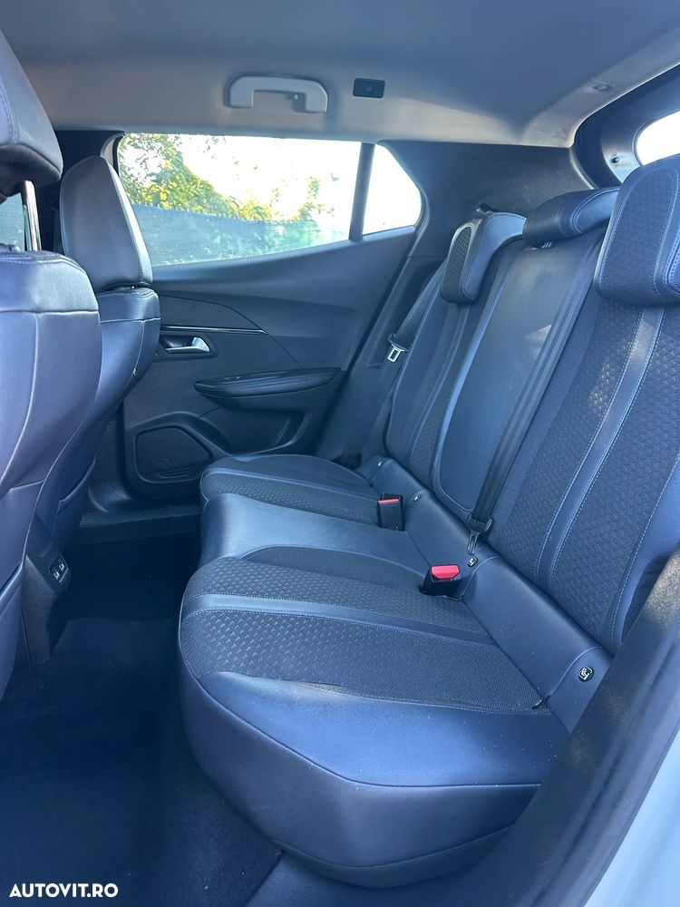 Peugeot 2008 - 7