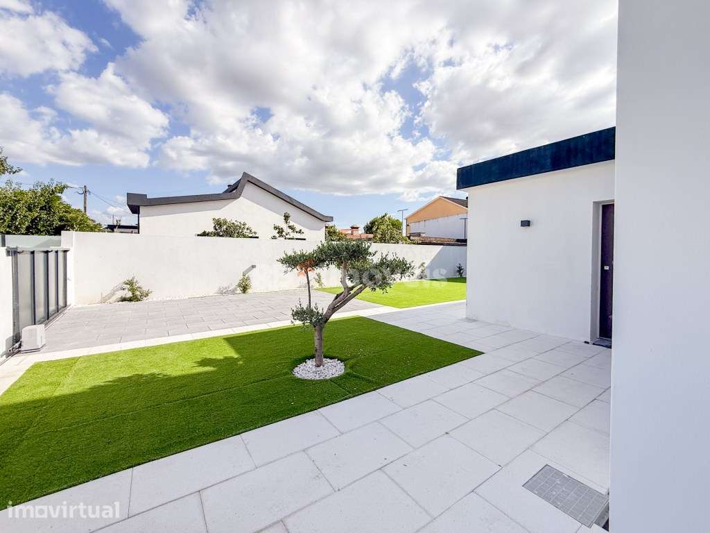 Andar de Moradia T3 c/ Jardim - no Entroncamento - Grande imagem: 5/38
