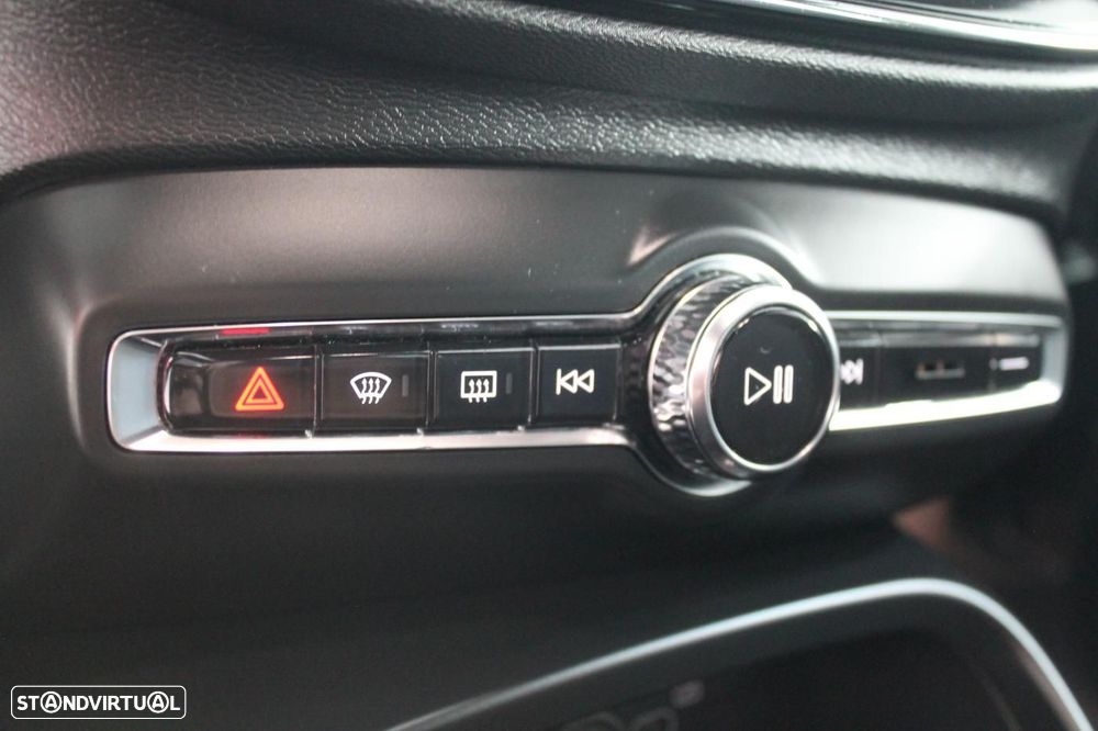 Volvo XC 40 Recharge 69 kWh Single Motor Core - 12