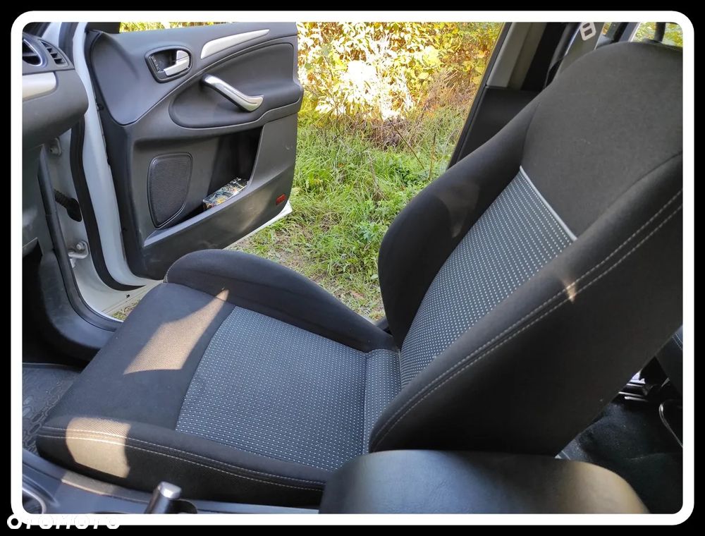 Ford S-Max 2.0 TDCi Titanium - 14