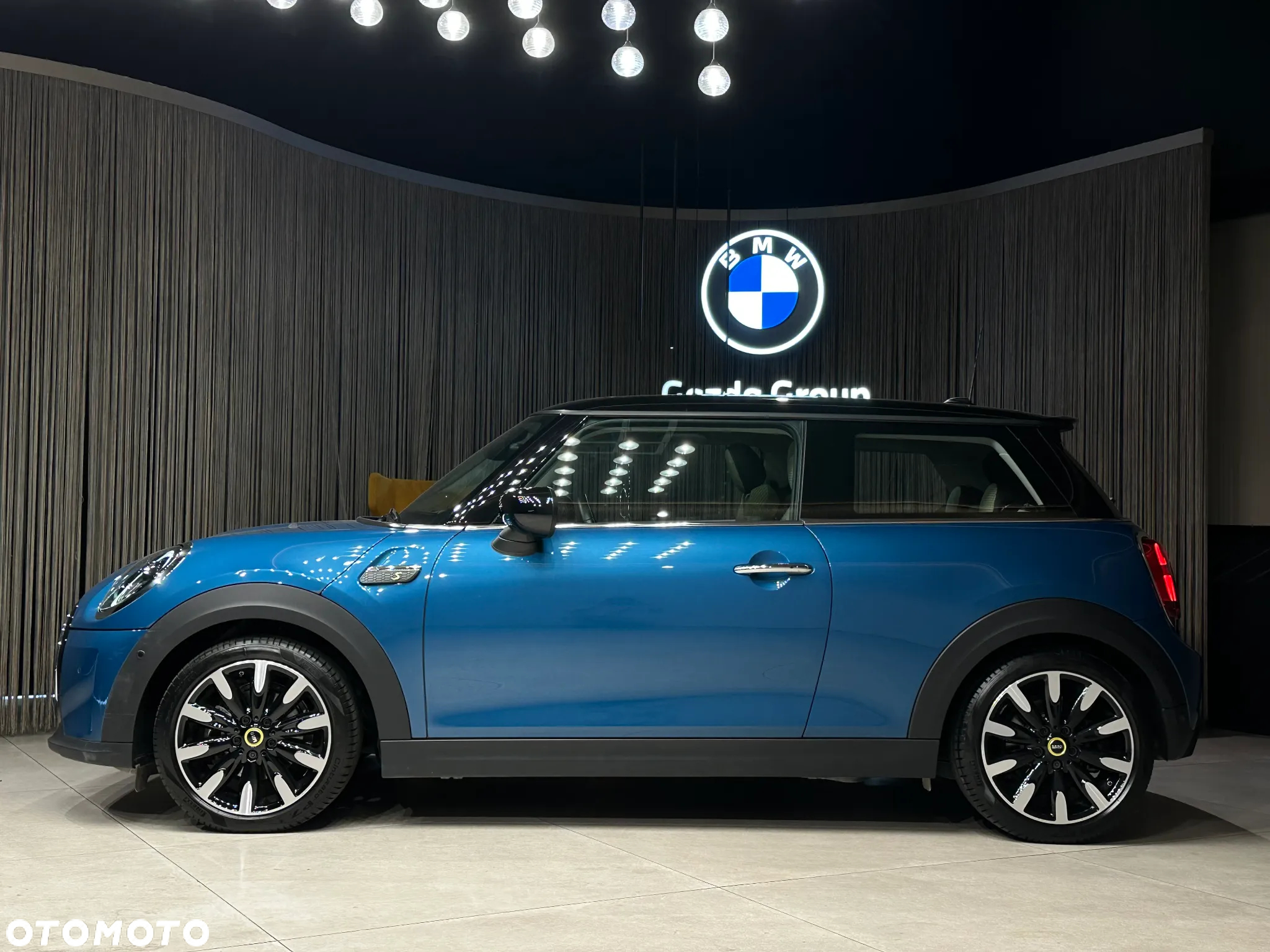 MINI Cooper SE Classic Trim - 9