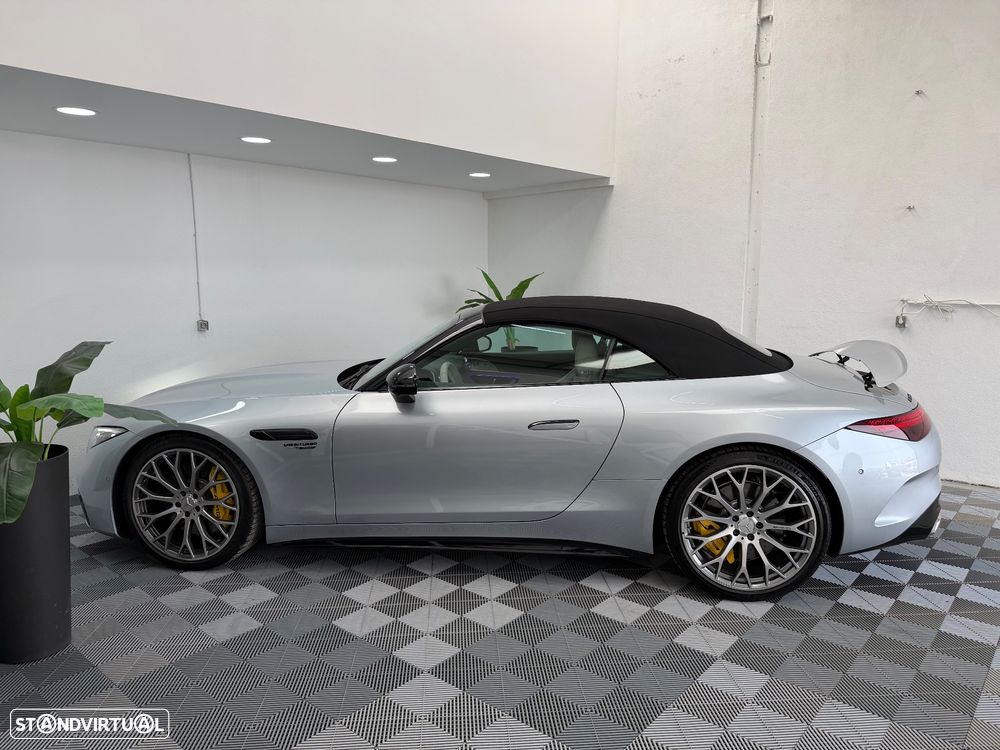 Mercedes-Benz SL 63 AMG 4Matic+ - 29