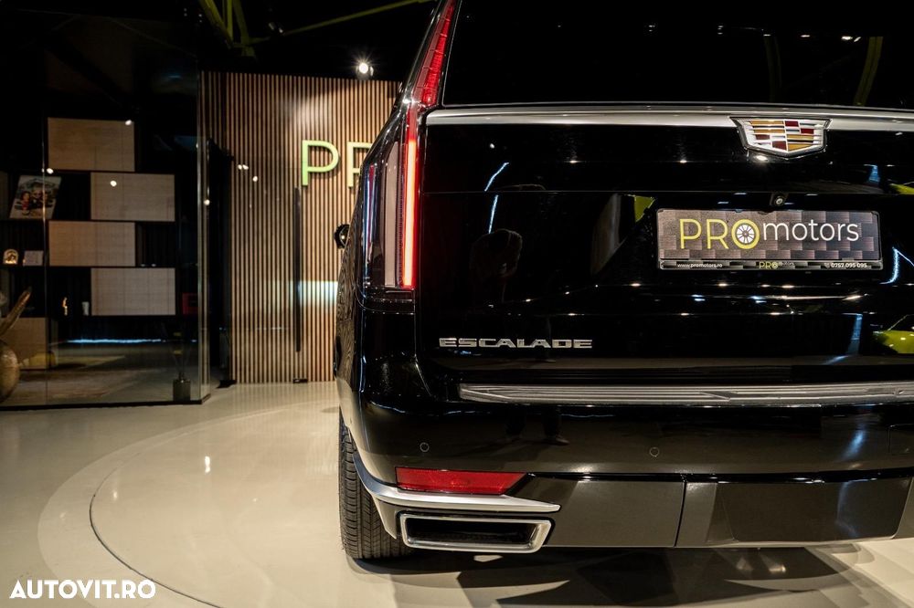 Cadillac Escalade - 17
