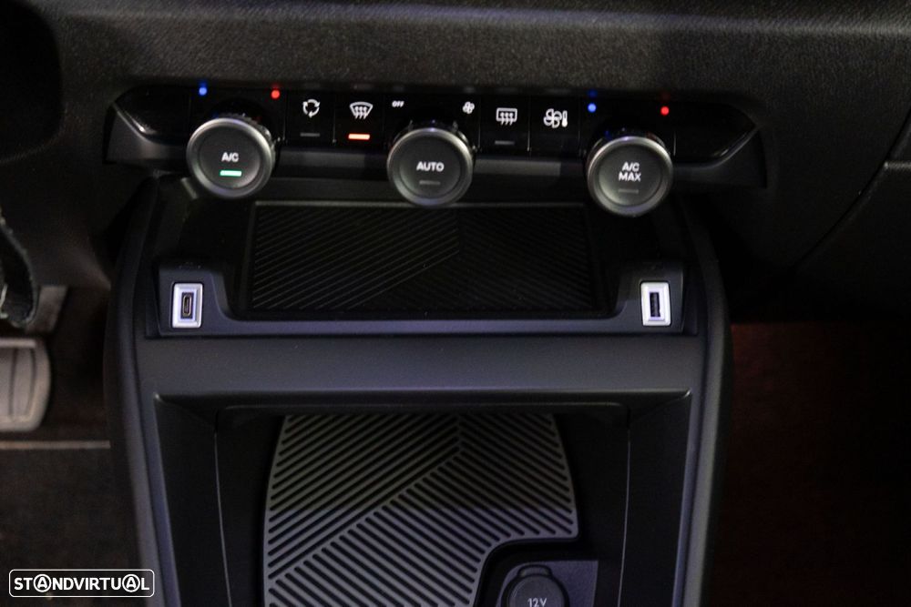 Citroën e-C4 50 kWh Plus - 26