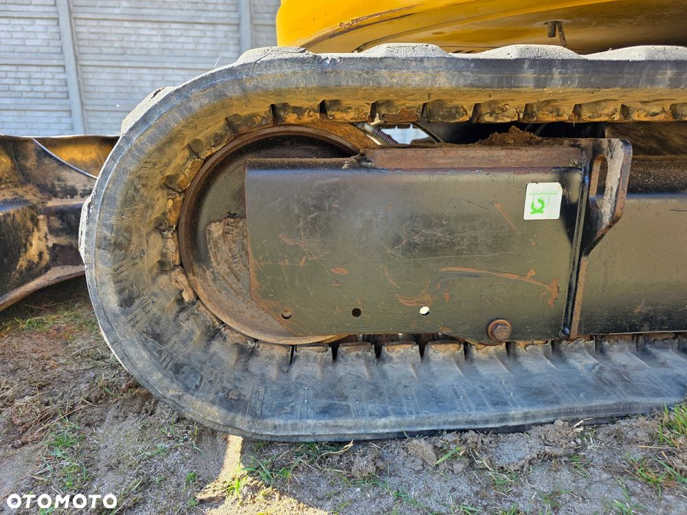 Caterpillar 305 - 12