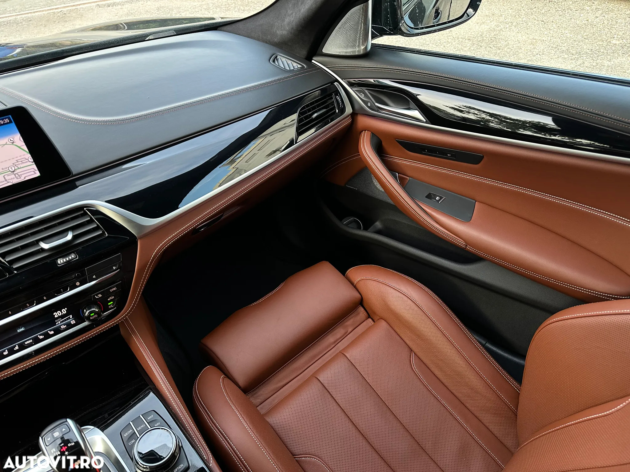 BMW M5 CS AT - 12