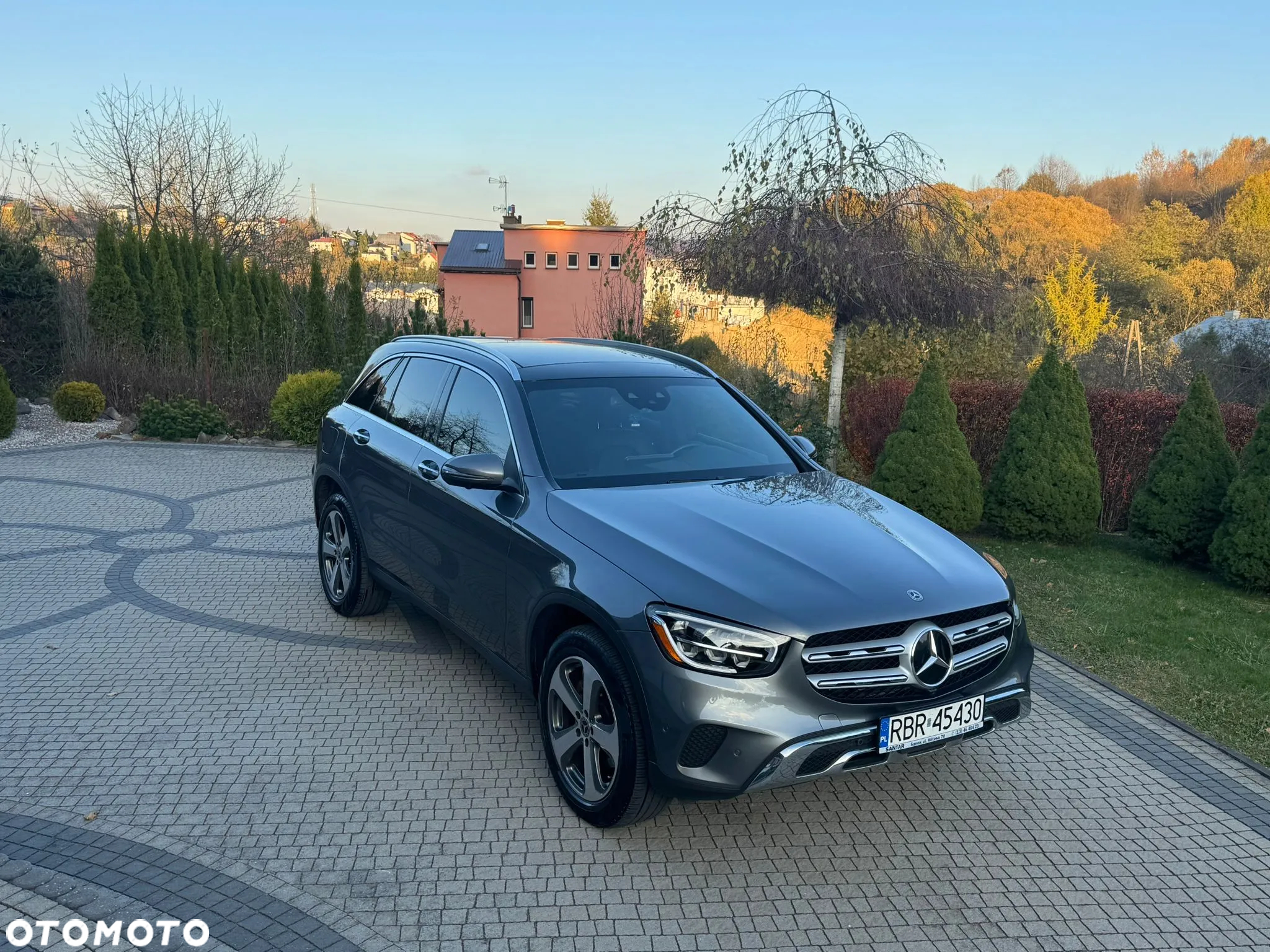 Mercedes-Benz GLC 300 Coupe 4Matic 9G-TRONIC - 2