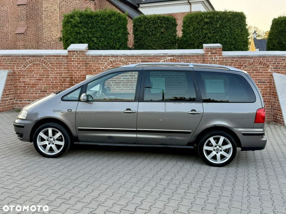 Volkswagen Sharan 1.9 TDI 4Motion Highline - 17