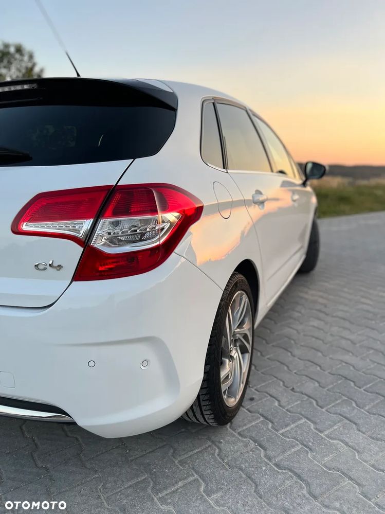 Citroën C4 1.6 VTi Exclusive - 5