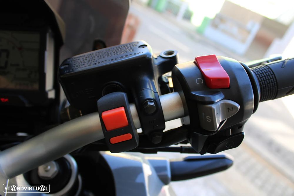 Honda X-ADV ADV750 - 19