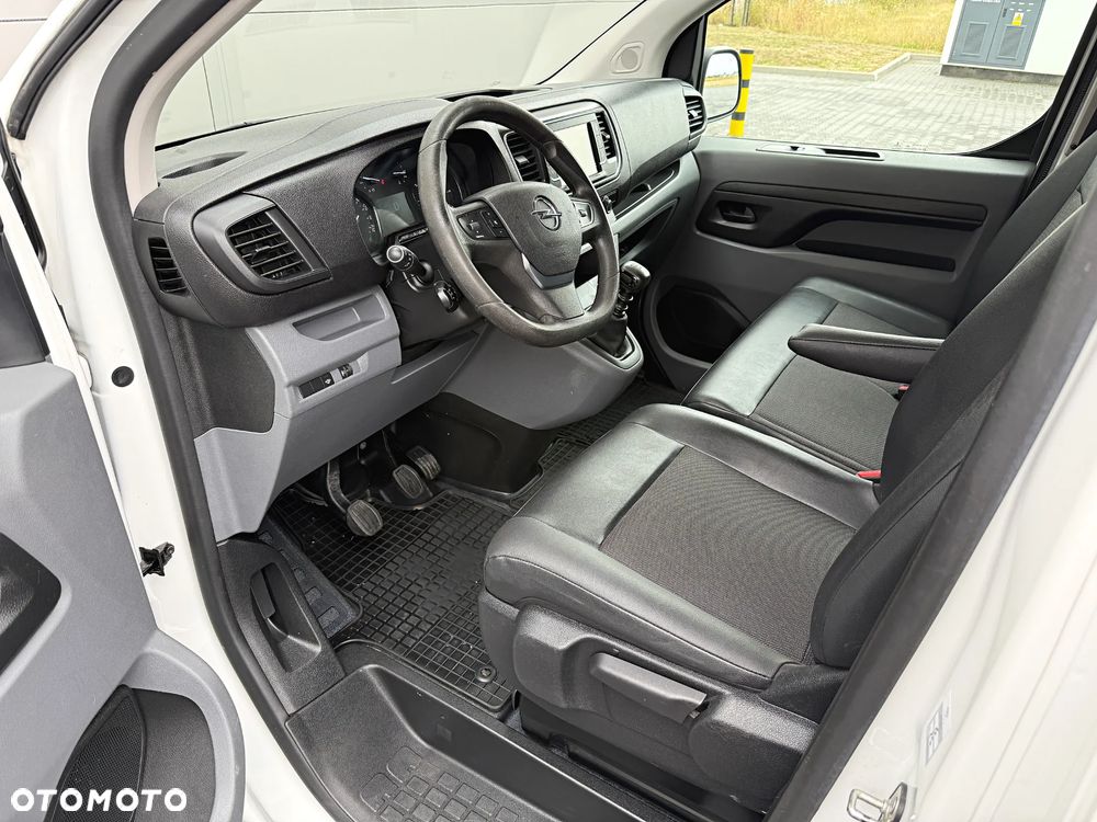 Opel Vivaro - 15