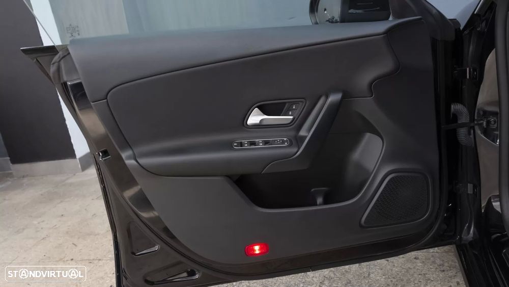 Mercedes-Benz CLA 180 d Shooting Brake Business Solutions.Grande Frota Aut. — fotografia 14