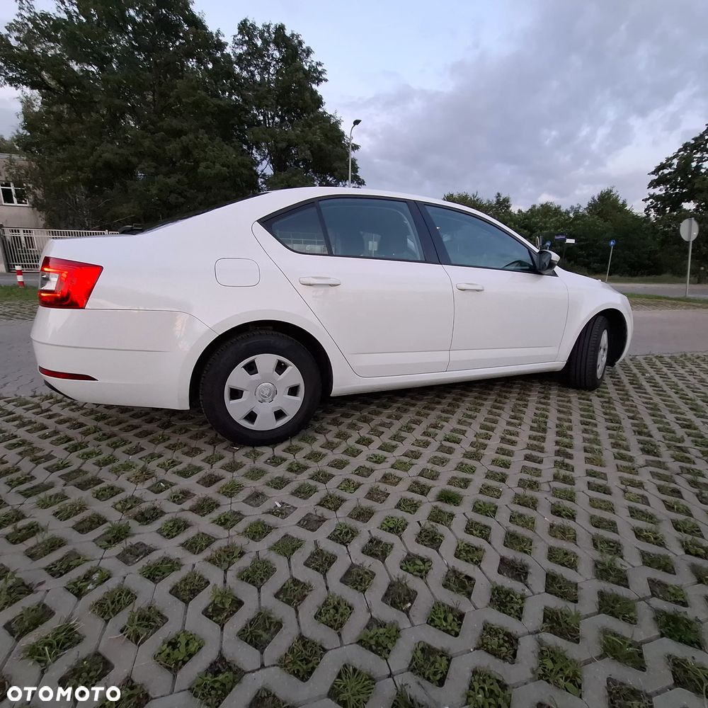 Skoda Octavia 1.0 TSI GPF Active - 9