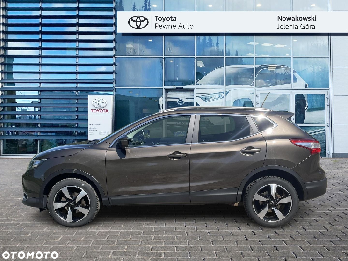 Nissan Qashqai 1.6 DCi 4x4 N-Connecta EU6 - 3