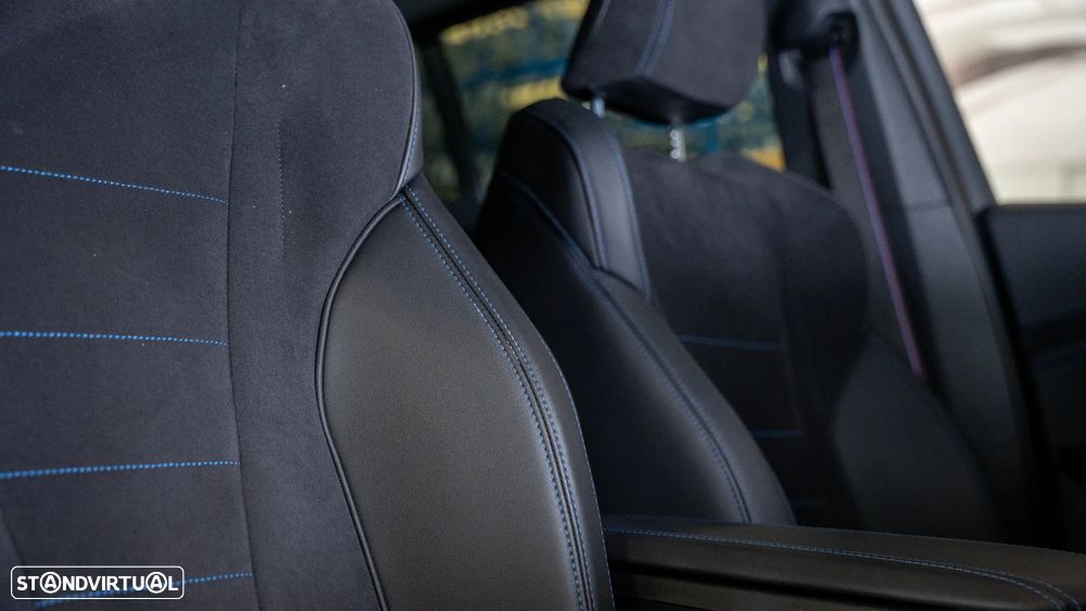 BMW iX2 eDrive20 Pack Desportivo M - 22