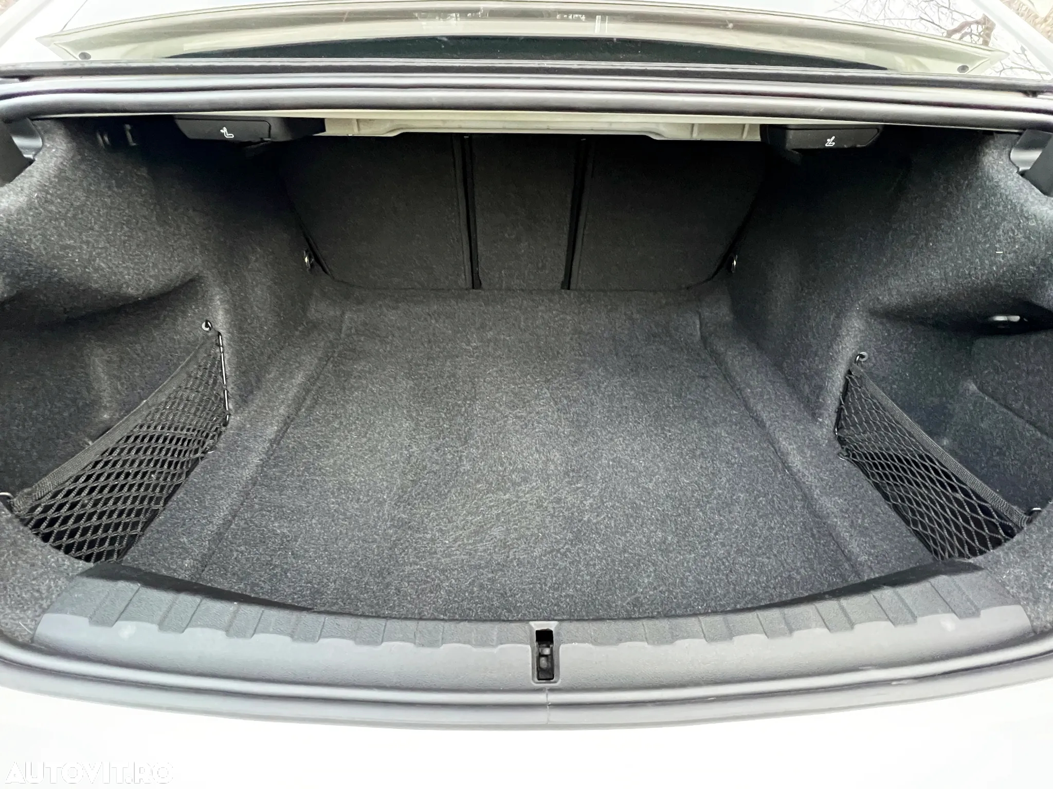 BMW Seria 3 320i AT - 19