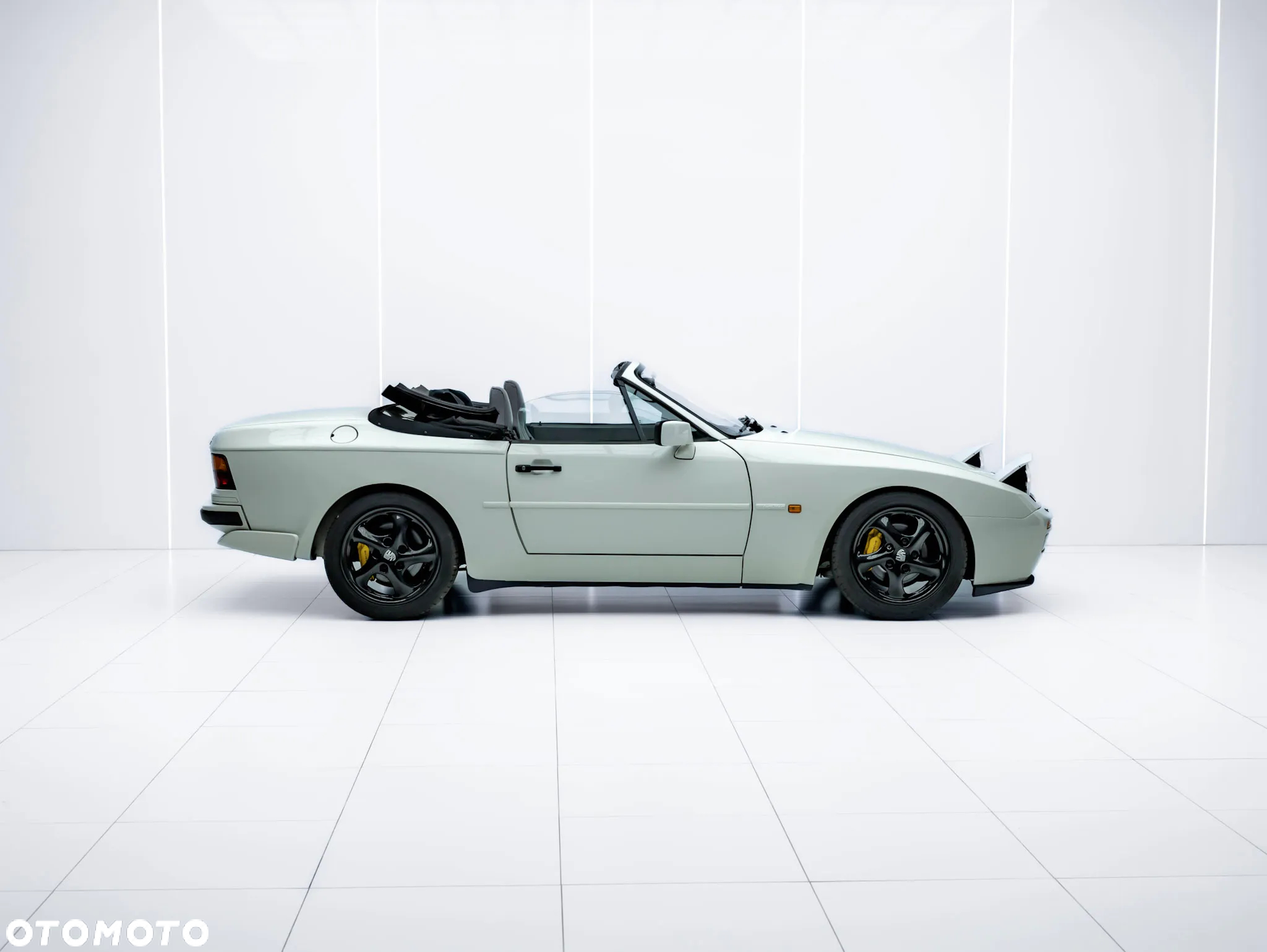 Porsche 944 3.0 S2 Cabriolet - 8