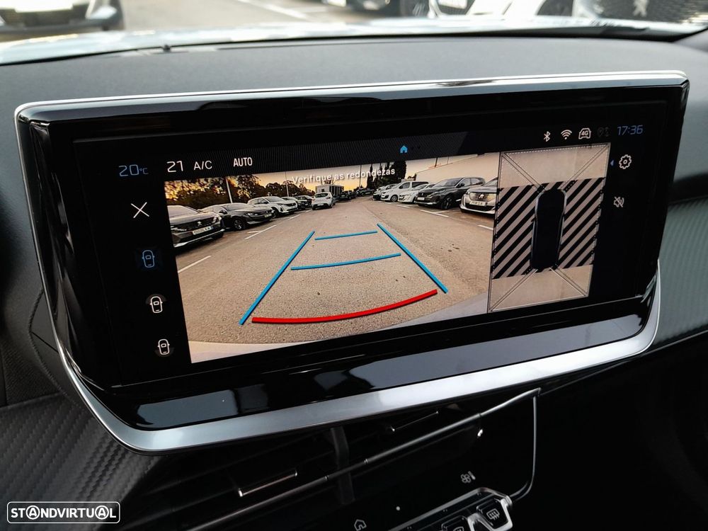 Peugeot 2008 1.2 PureTech Allure - 22