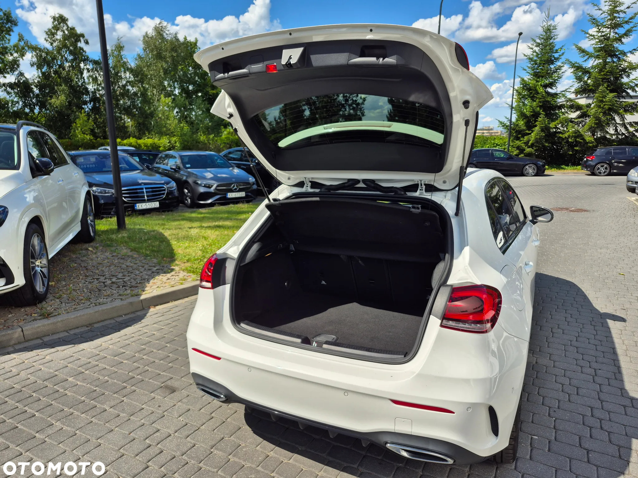 Mercedes-Benz Klasa A 250 E AMG Line 8G-DCT - 27