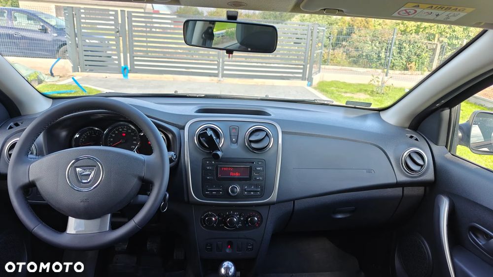 Dacia Sandero 1.2 16V Laureate EU6 - 5